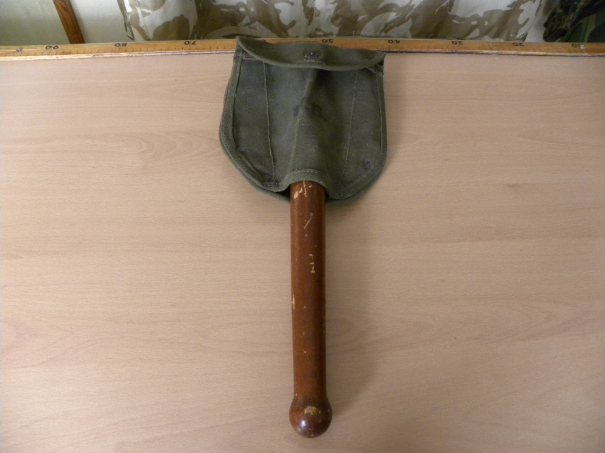 An image of a US ARMY SHOVEL